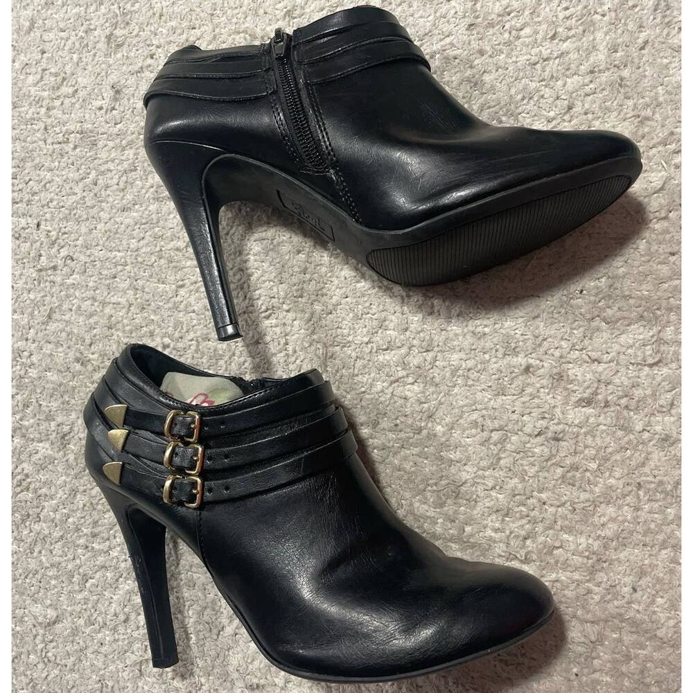 Fioni Ankle Boots Womens 7 Heels Black Vegan Leather 3 Buckles Gold Hardware